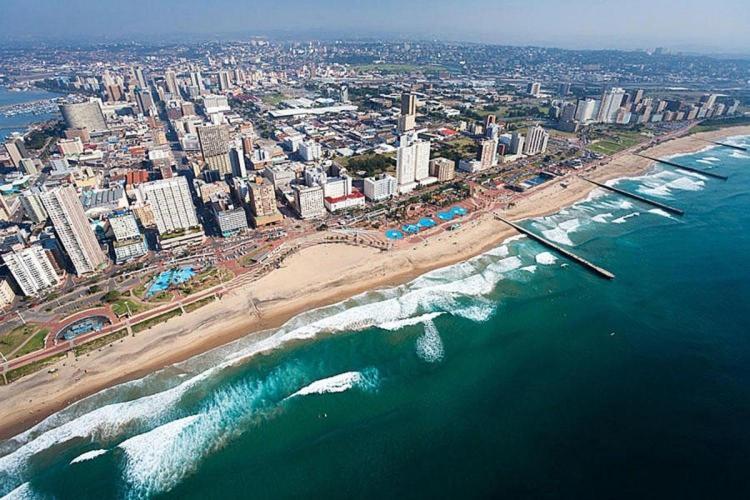 Bayside Hotel & Self Catering 110 West Street Durban Exterior photo